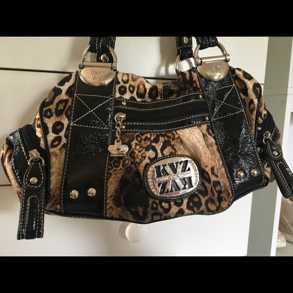 Kathy Van Zeeland - Leopard Print Shoulder Bag!